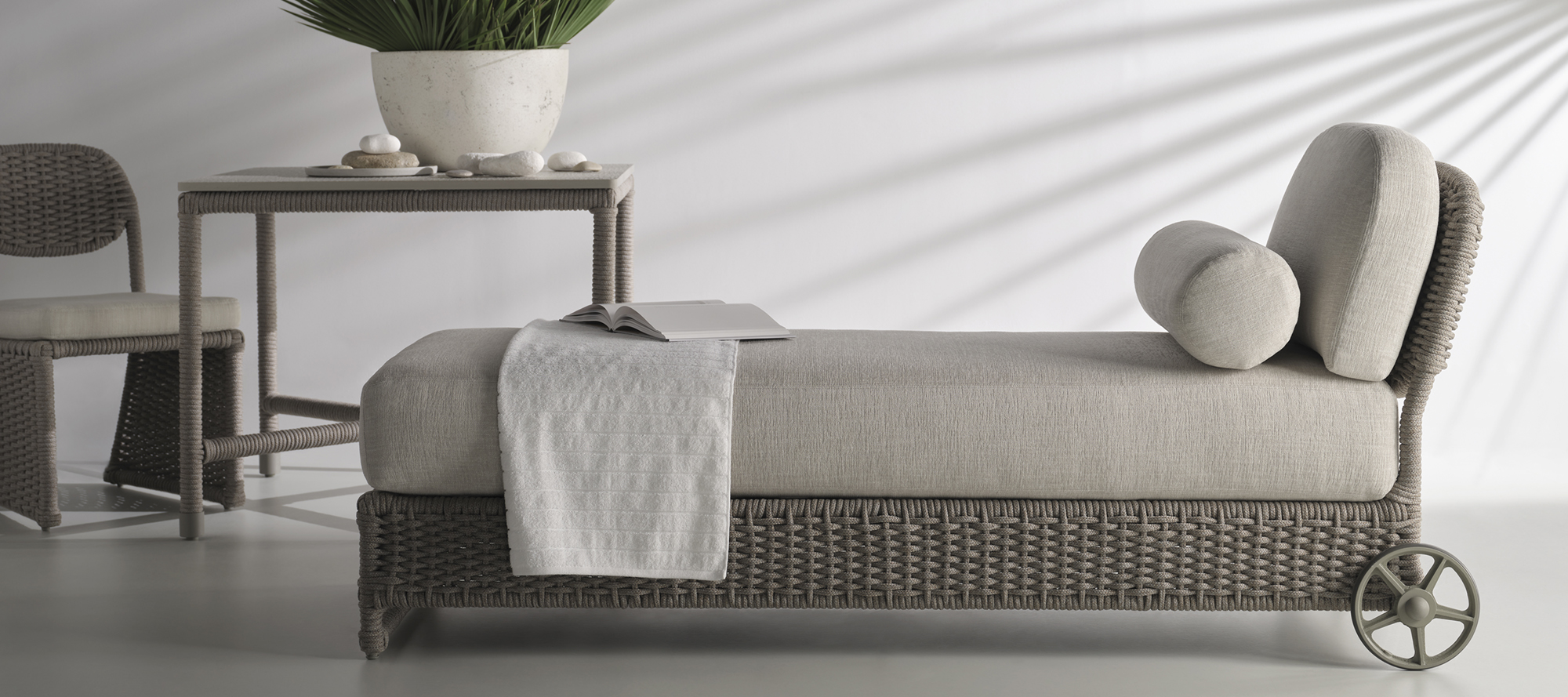 Room Gallery Baker Furniture